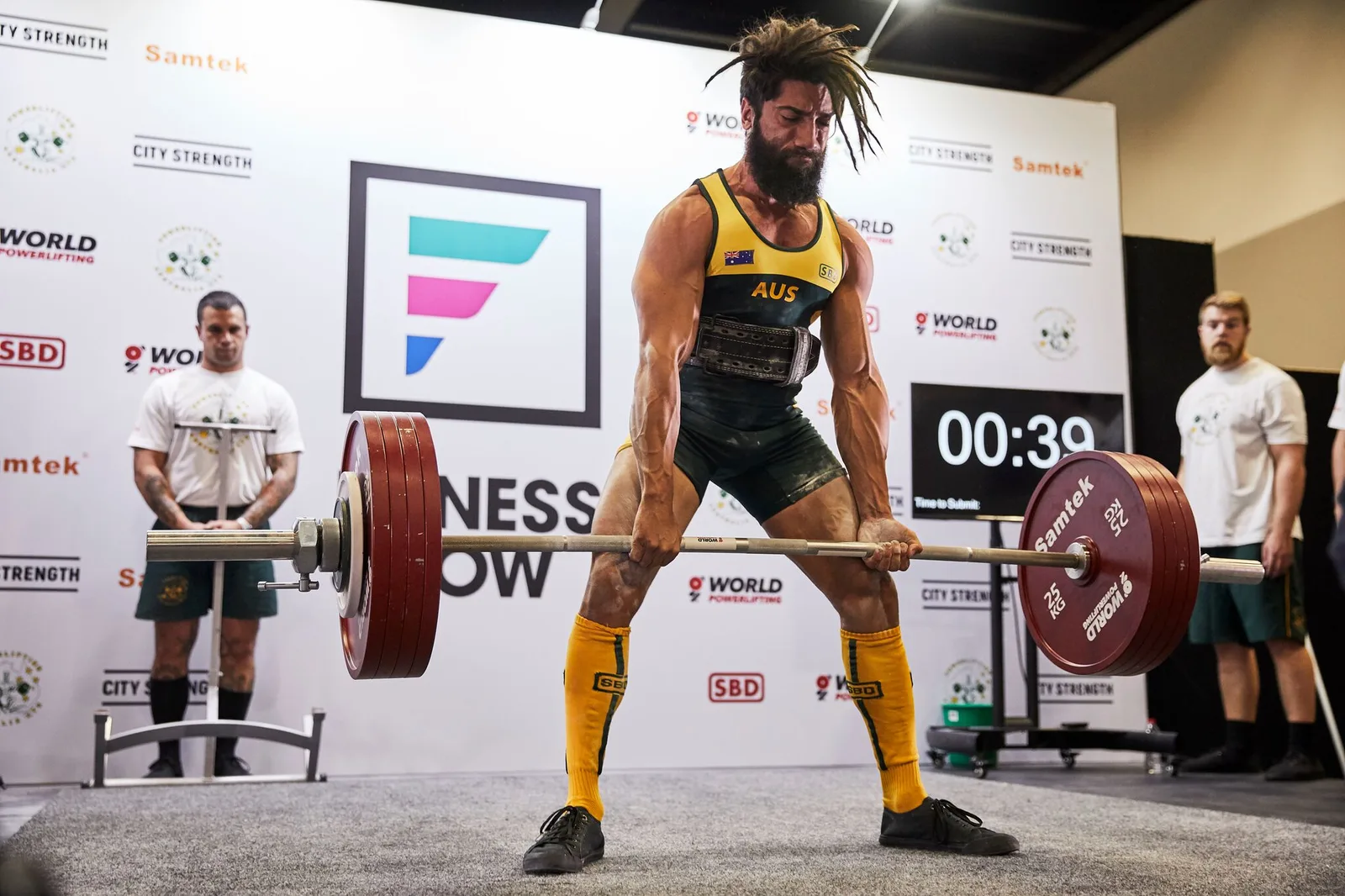 Karl Deadlifting